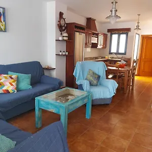 https://casa-la-caleta.in-canary-islands.com